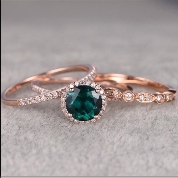 2/$20 Restocked! Rose Gold Ring Set - Picture 2 of 3